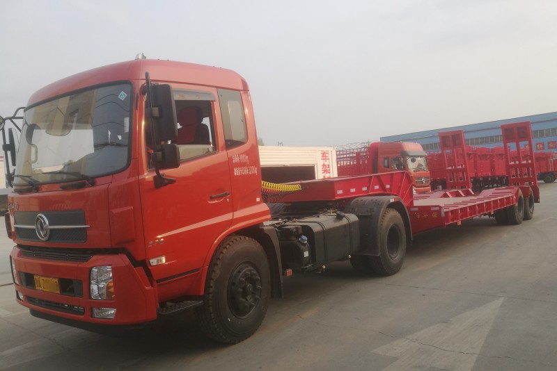 11米2橋鉤機(jī)板運(yùn)輸平板半掛車(chē)