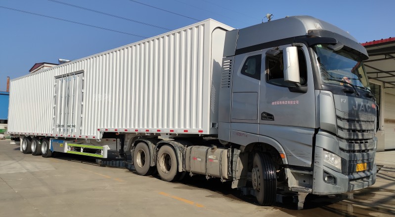 13.95米三軸骨架飛翼半掛車